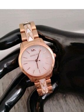 Michael KORS Rose Gold Watch New Battery Works!